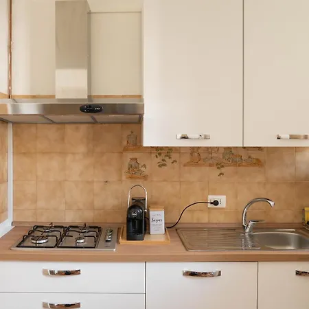 Zio Mike Lägenhet *